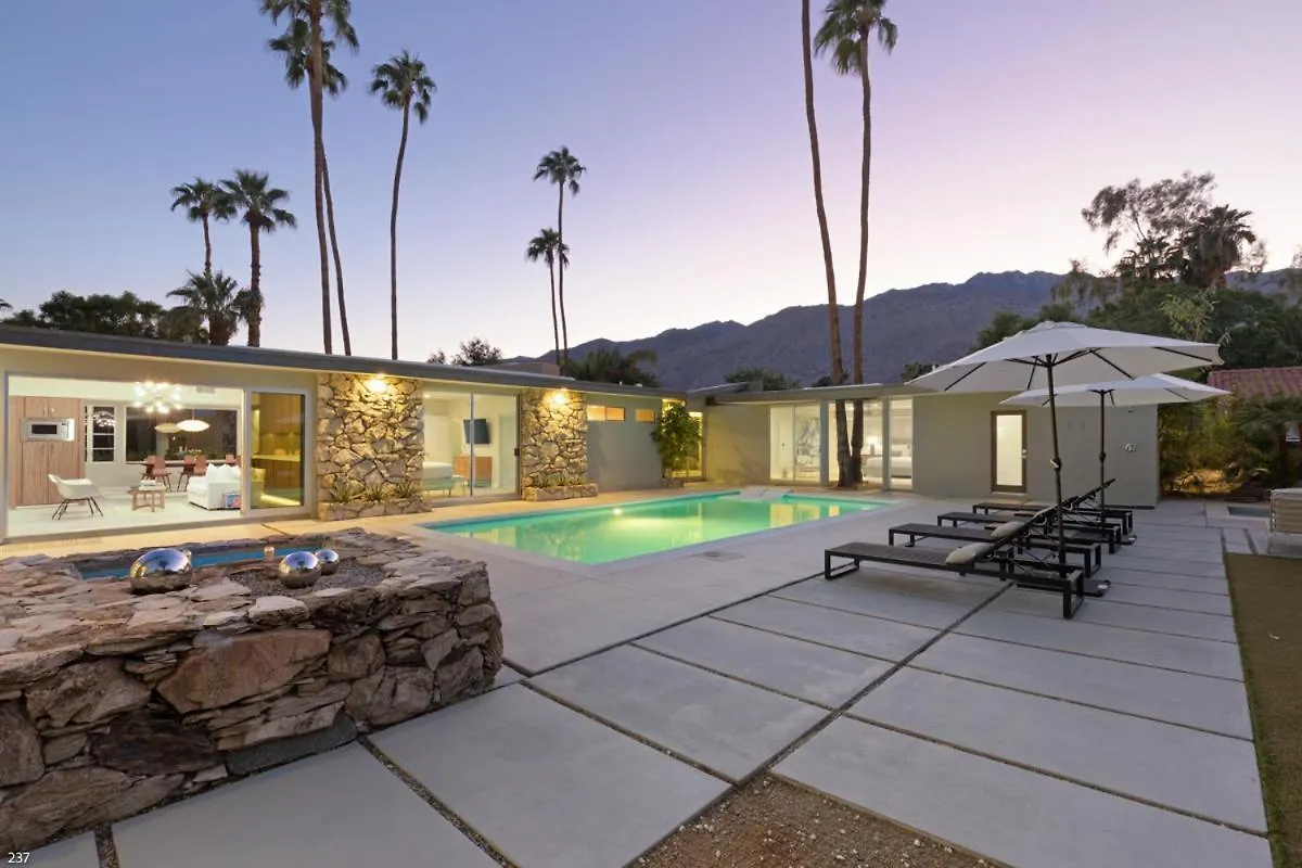 Modern Palms Villa Palm Springs Holiday home